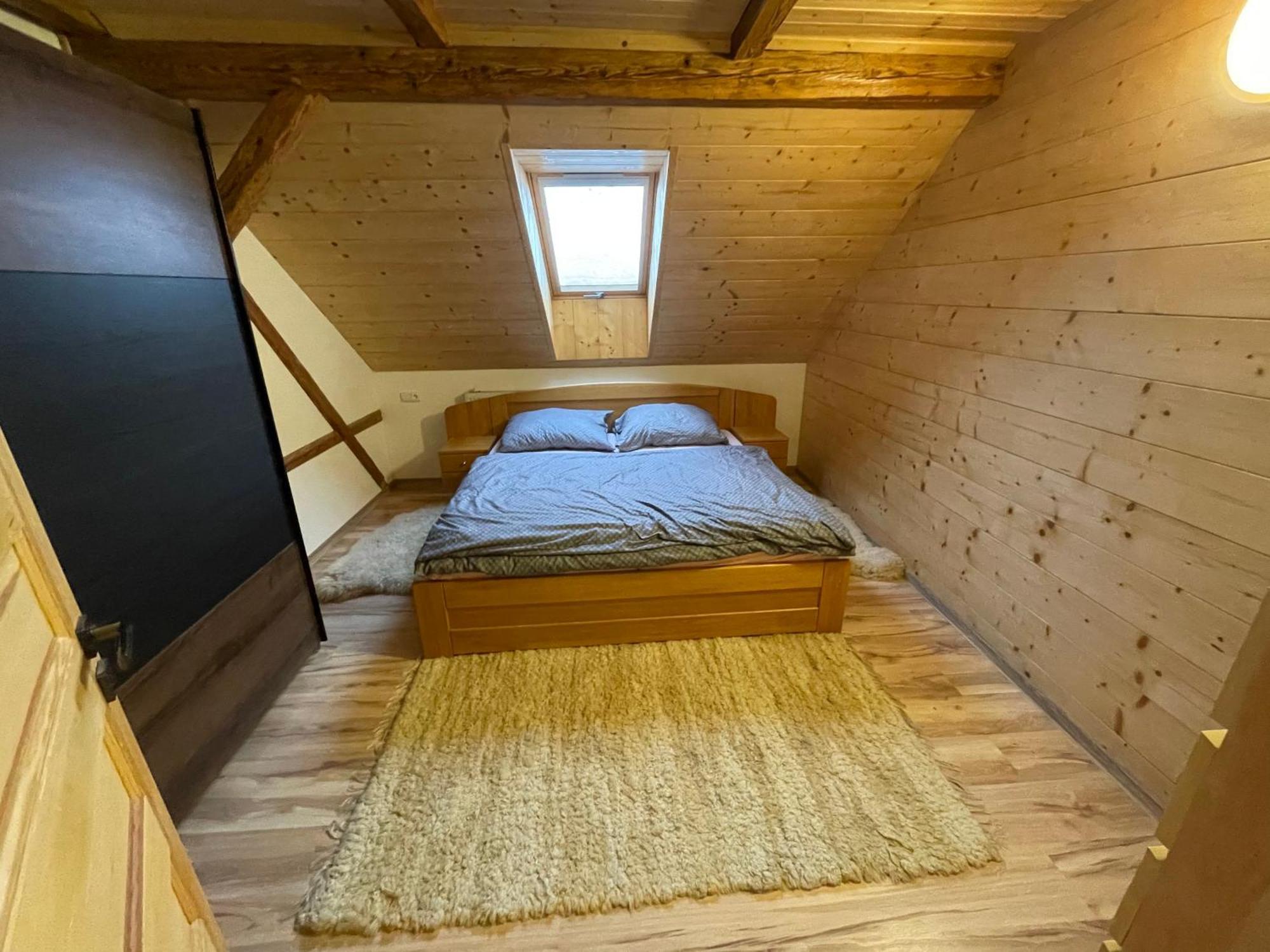 Apartmany Pod Kloboukem Jáchymov Exteriör bild